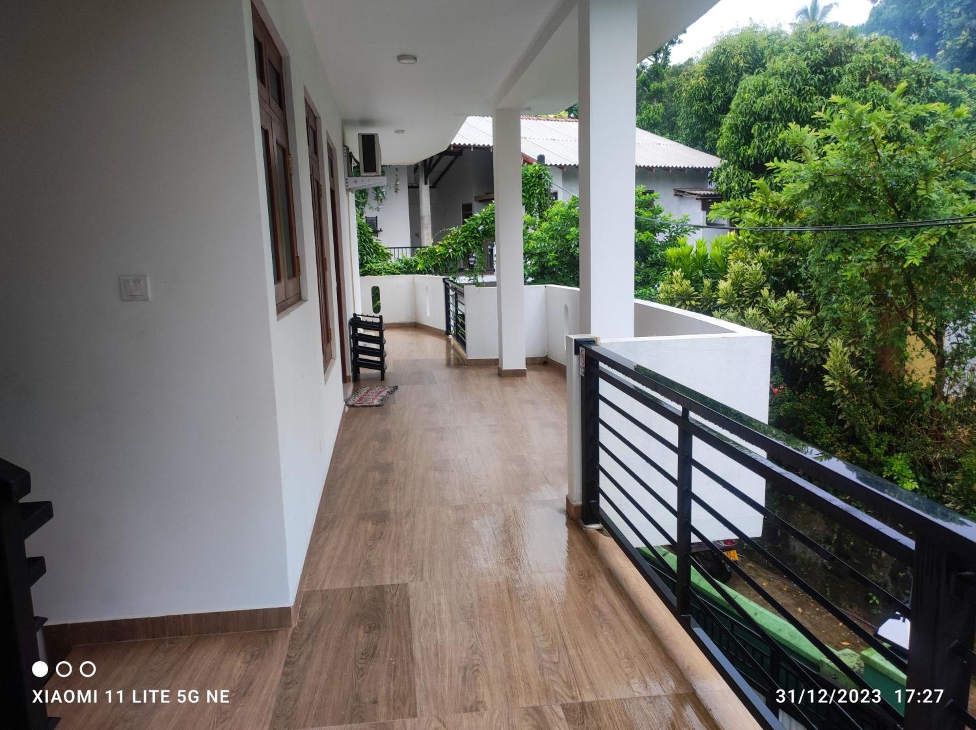Villa Tanzanite ヒッカドゥワ エクステリア 写真