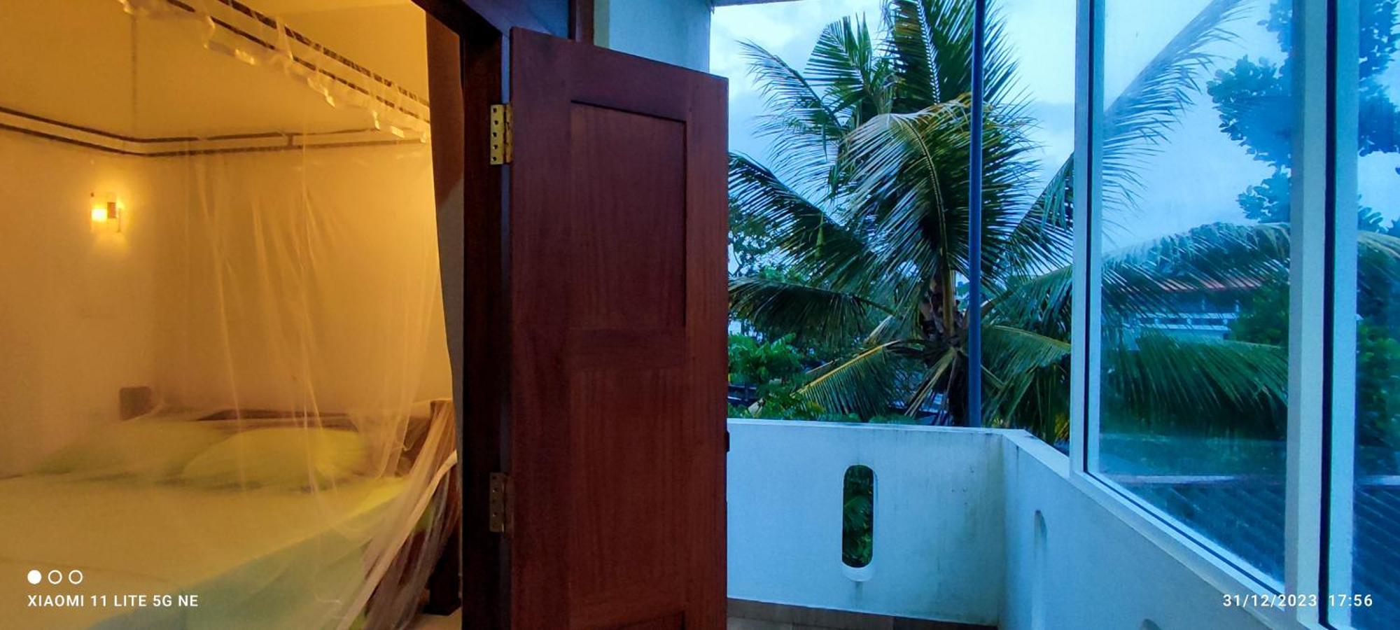 Villa Tanzanite ヒッカドゥワ エクステリア 写真